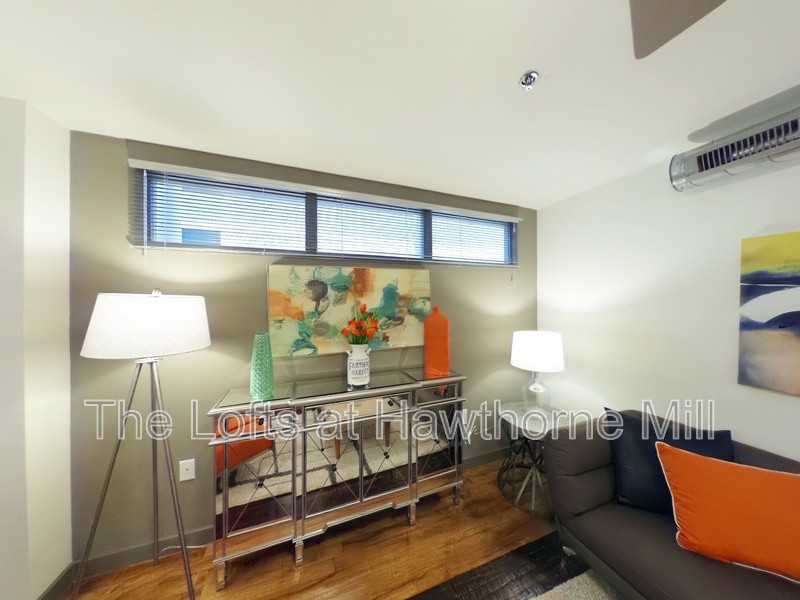 1101 Hawthorne Ln #268 - Photo 3 of 11
