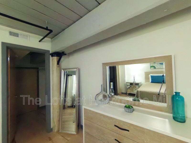 1101 Hawthorne Ln #268 - Photo 5 of 11