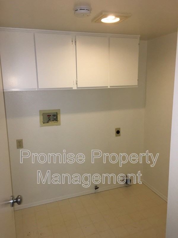 1744 Calle Platico - Photo 5 of 28