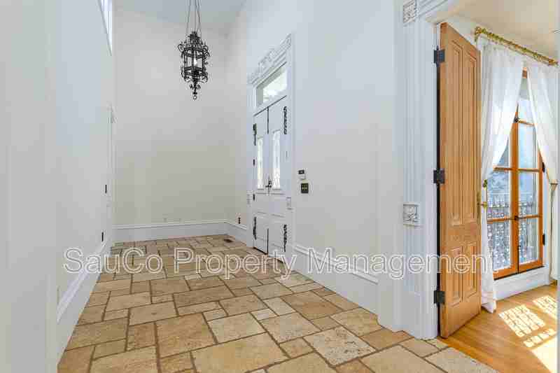 1980 Sw Terrace Dr - Photo 4 of 28