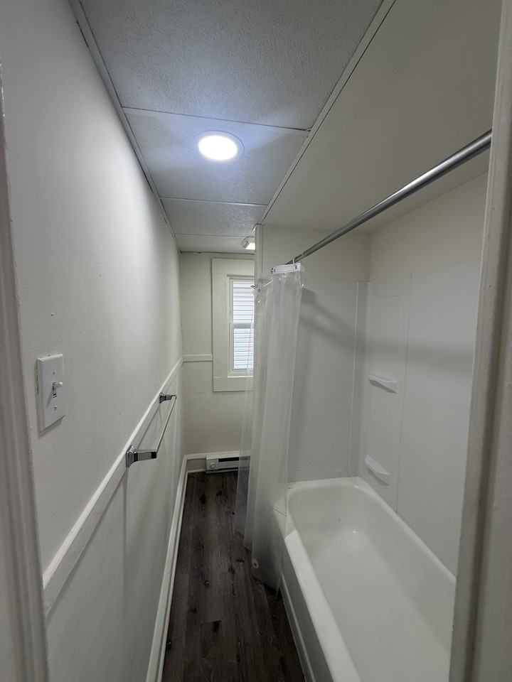 122 2nd Avenue - Photo 3 of 8