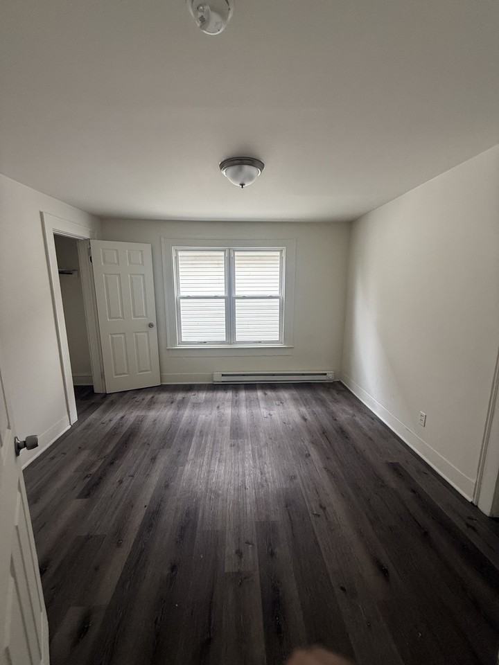 122 2nd Avenue - Photo 4 of 8