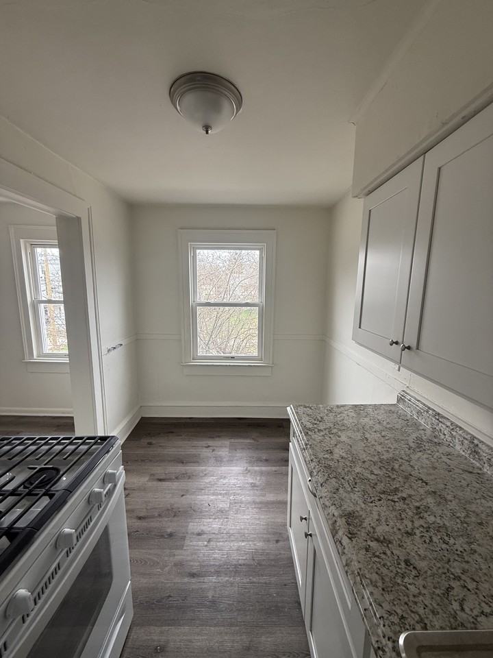 122 2nd Avenue - Photo 6 of 8