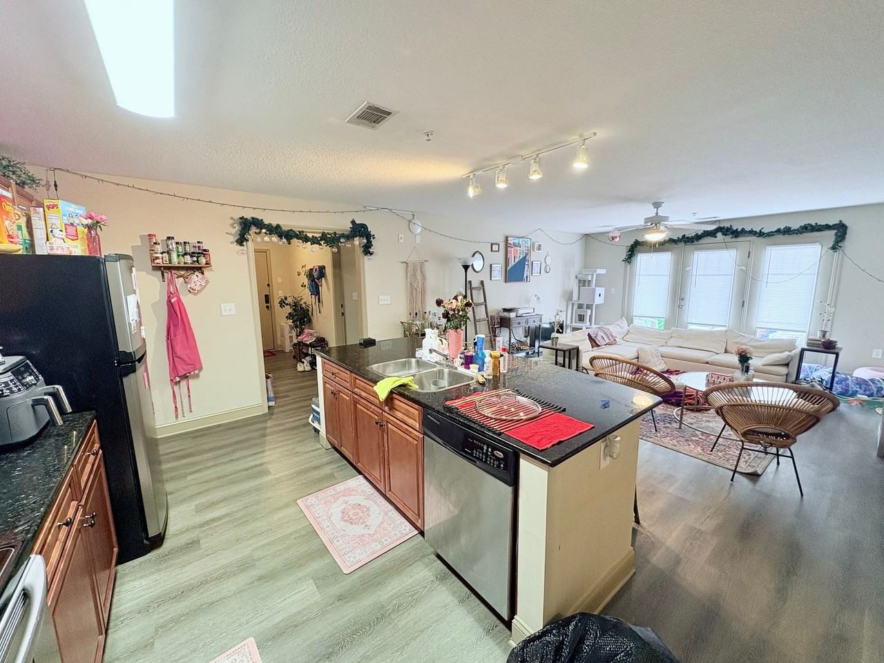 1621 Muscovy Way - Photo 5 of 22