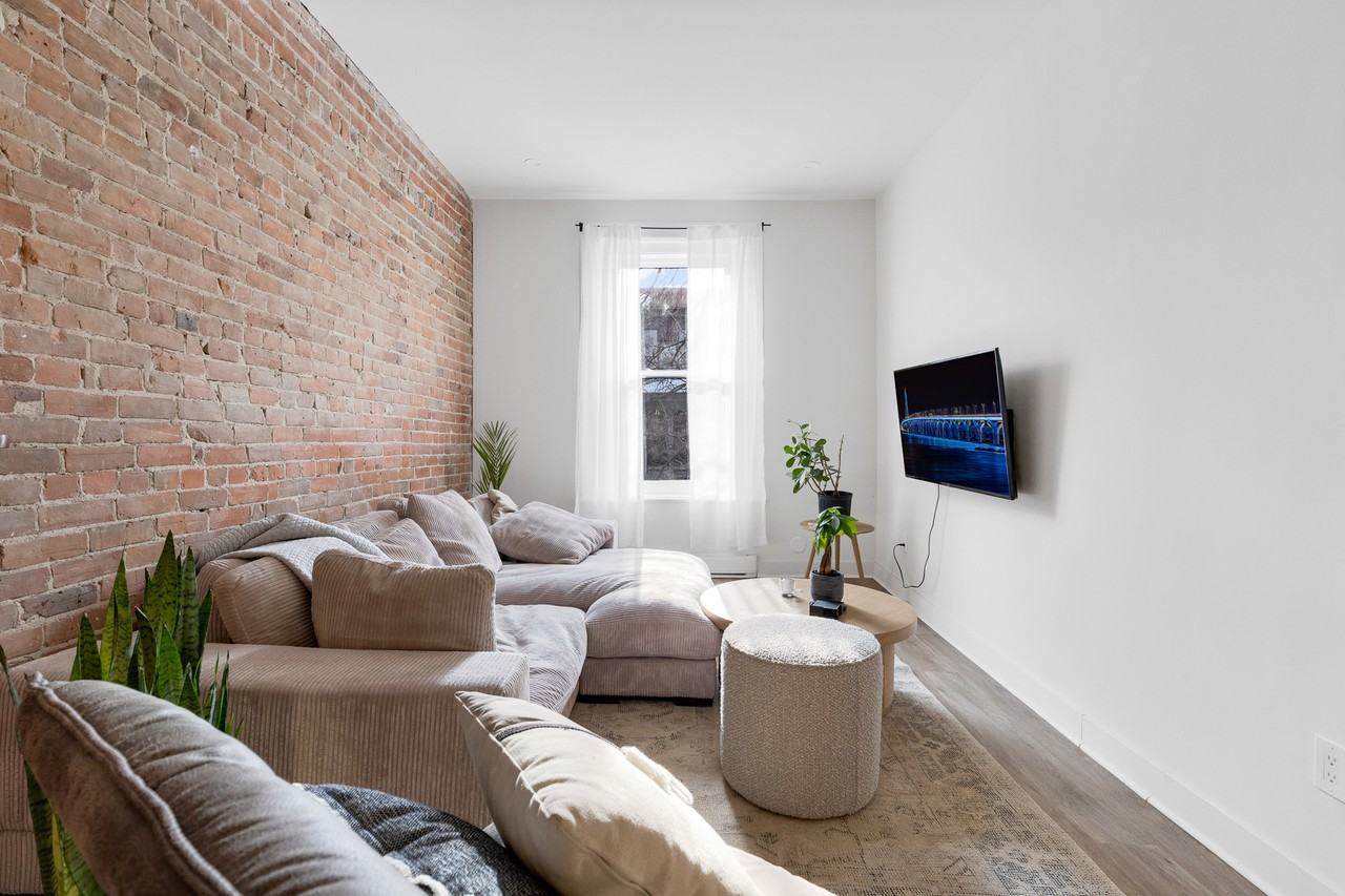 747 Avenue Walker - Photo 7 of 12