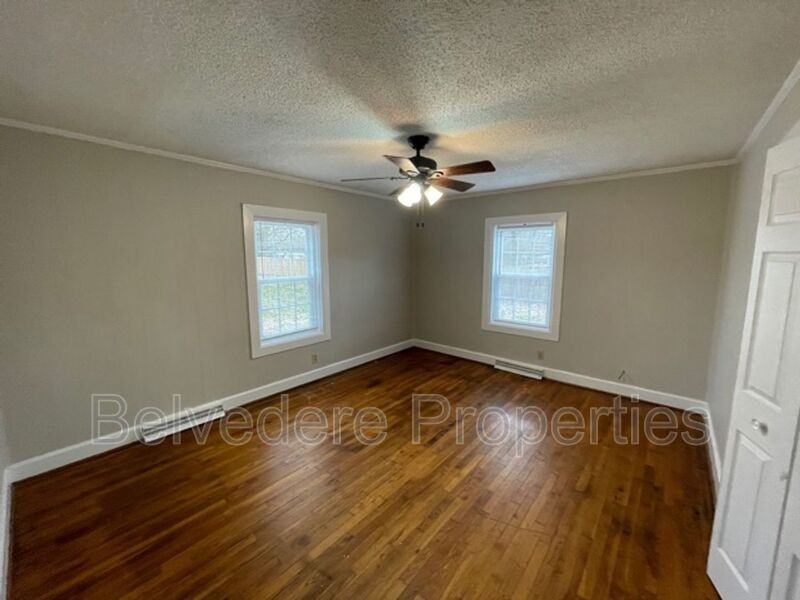 804 Graylyn Dr - Photo 7 of 13