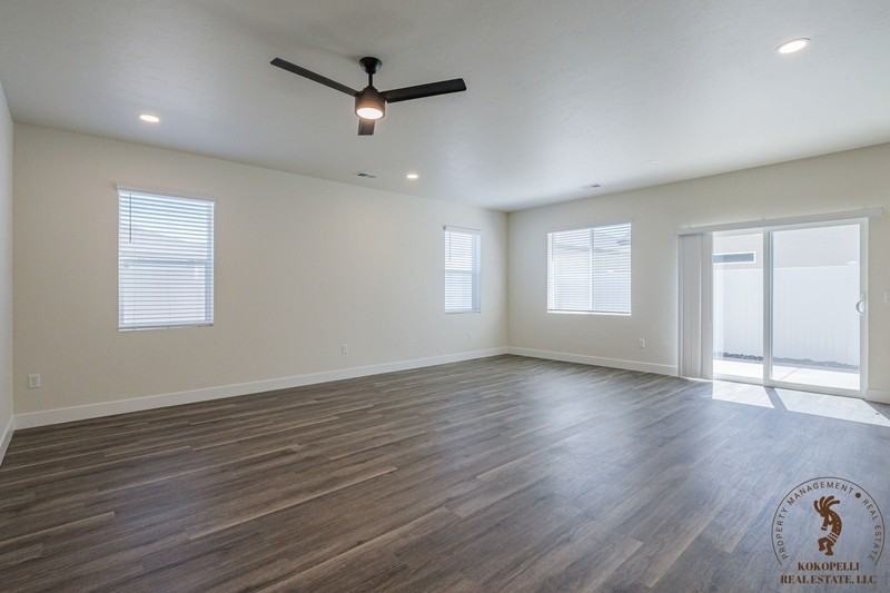 2453 Revere Rd - Photo 2 of 10