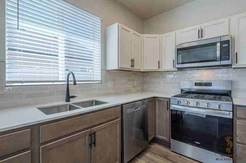 2453 Revere Rd - Photo 3 of 10