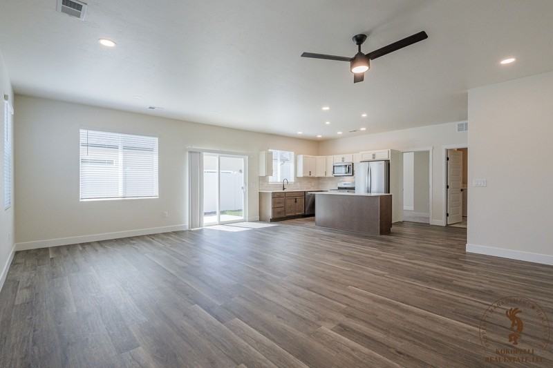 2453 Revere Rd - Photo 4 of 10