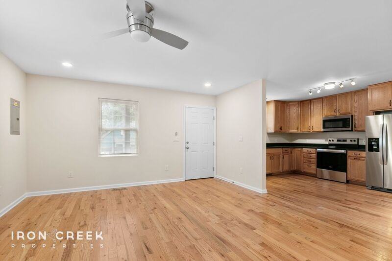 9 Dundee St - Photo 2 of 23