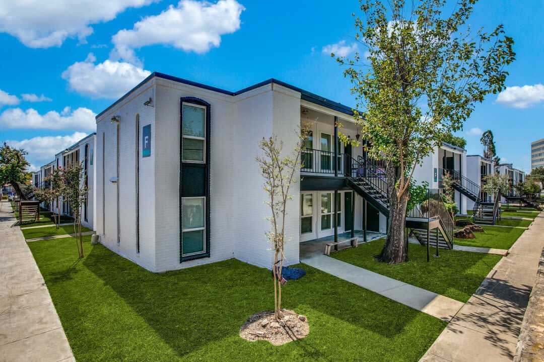 Palatia Apartment Homes - Photo 6 of 14