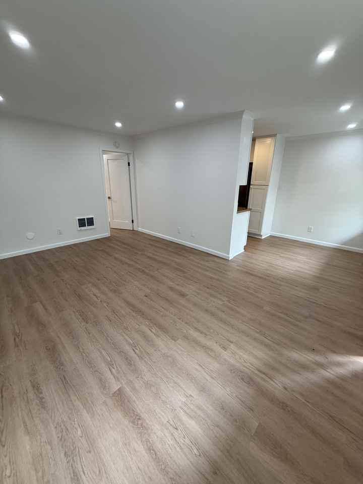 3911 Oregon Street #5 - Photo 4 of 18