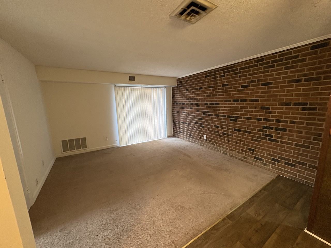 Brookwood Apartments 1023 - Photo 5 of 8