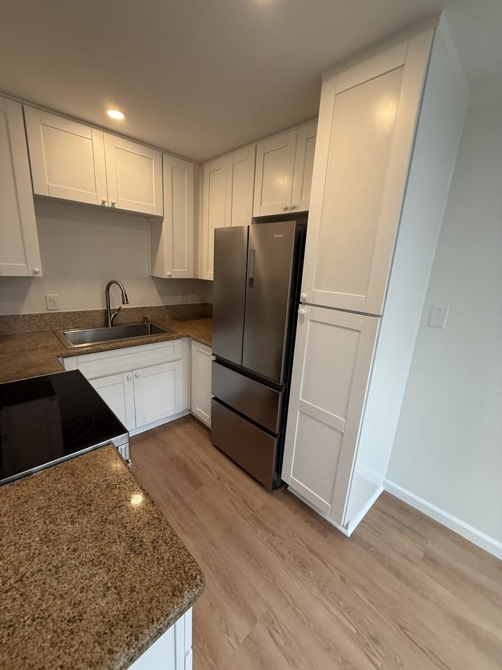 3911 Oregon Street #5 - Photo 7 of 18