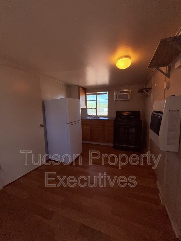 3274 E Benson Hwy - Photo 7 of 11