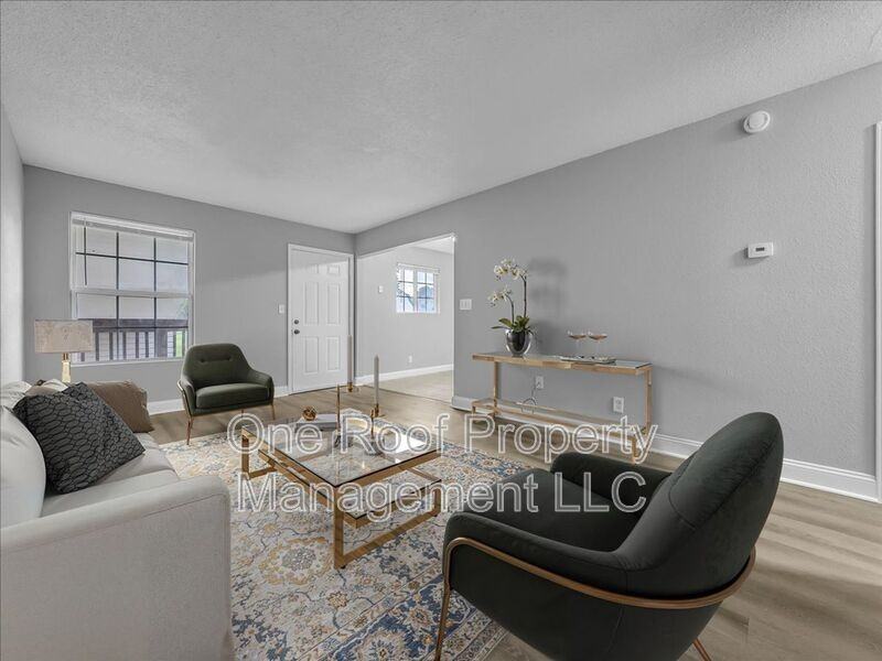 2003 Chateau Dr - Photo 6 of 24