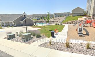 featured image of 14484 S Ronan Ln #Q201