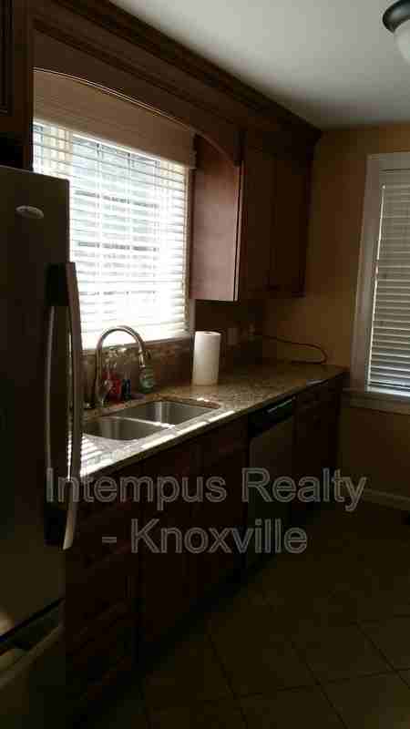 2103 Fairmont Blvd - Photo 6 of 31