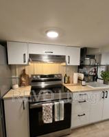 featured image of 131 Vine St S #4
