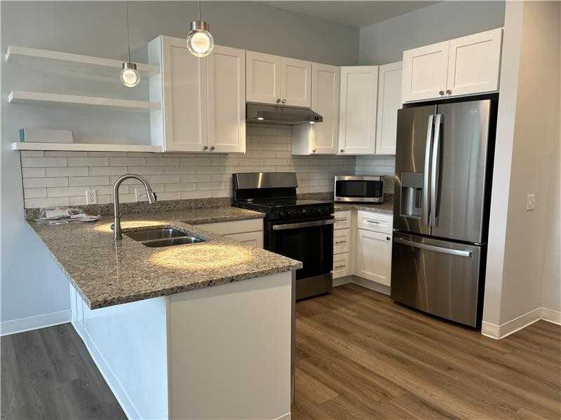 Park Ave - Photo 3 of 12