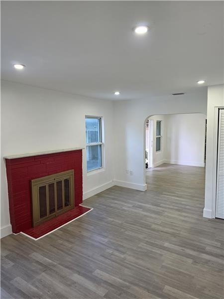 4616 Sw 33rd Ave - Photo 3 of 8