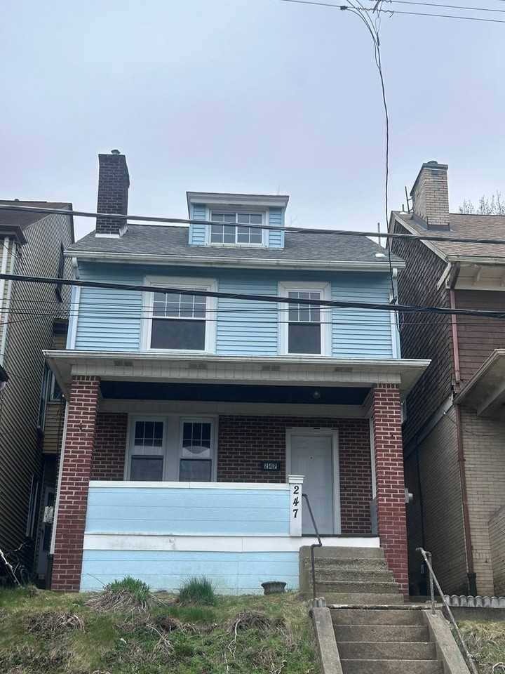 247 Watson Blvd - Photo 2 of 22