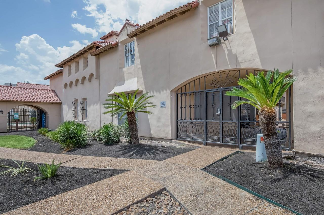 Barcelona - Photo 4 of 50