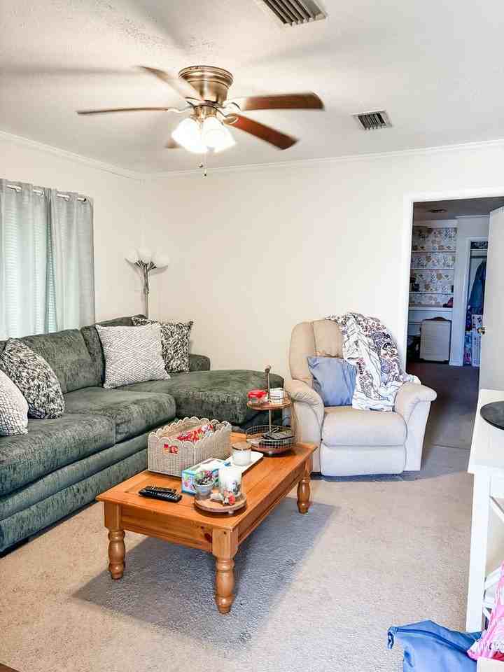 108 Camellia St - Photo 3 of 7