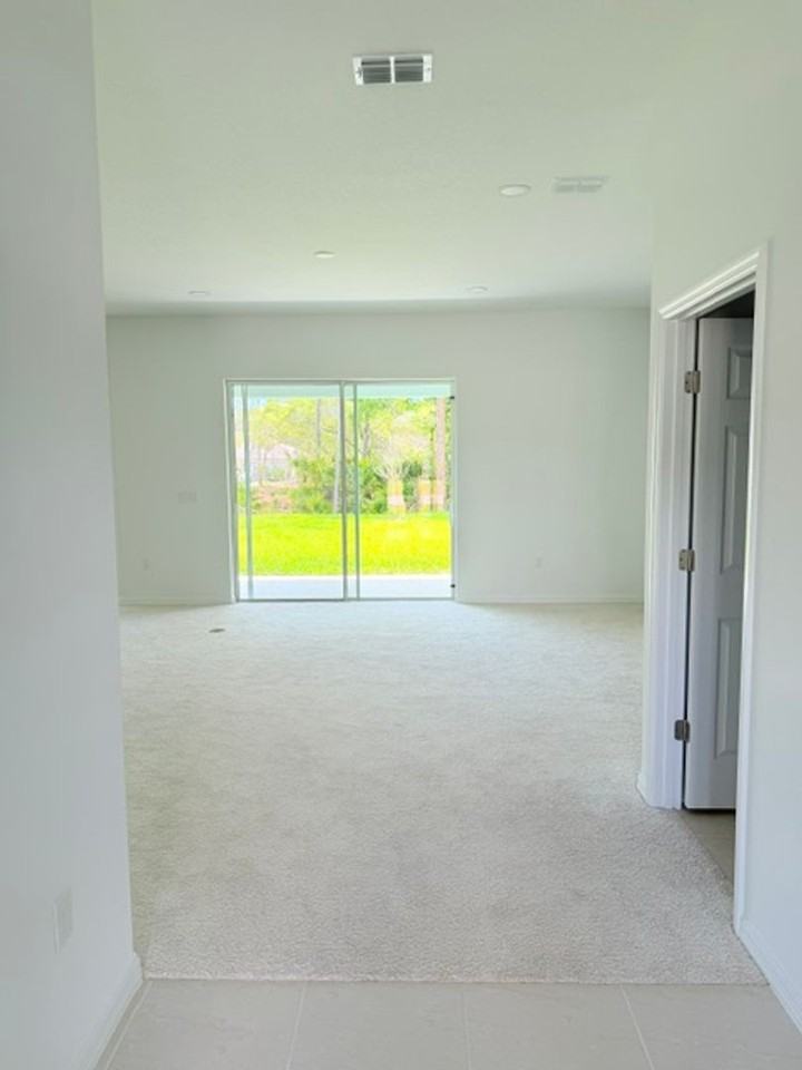 200 Pine Grove Dr - Photo 4 of 31