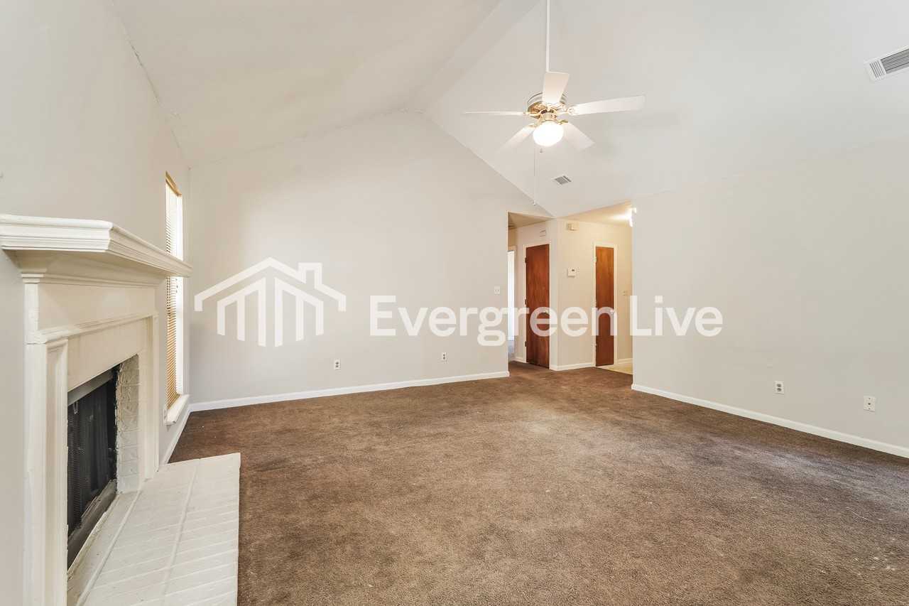 3465 Linderwood Dr - Photo 3 of 10