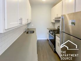 432 W Surf St #310 - Photo 1 of 1