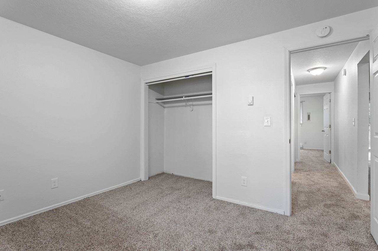 Fairway Apartments - Photo 7 of 33