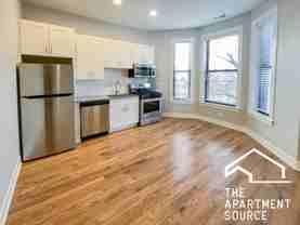 2103 N Sedgwick St #3 - Photo 1 of 1
