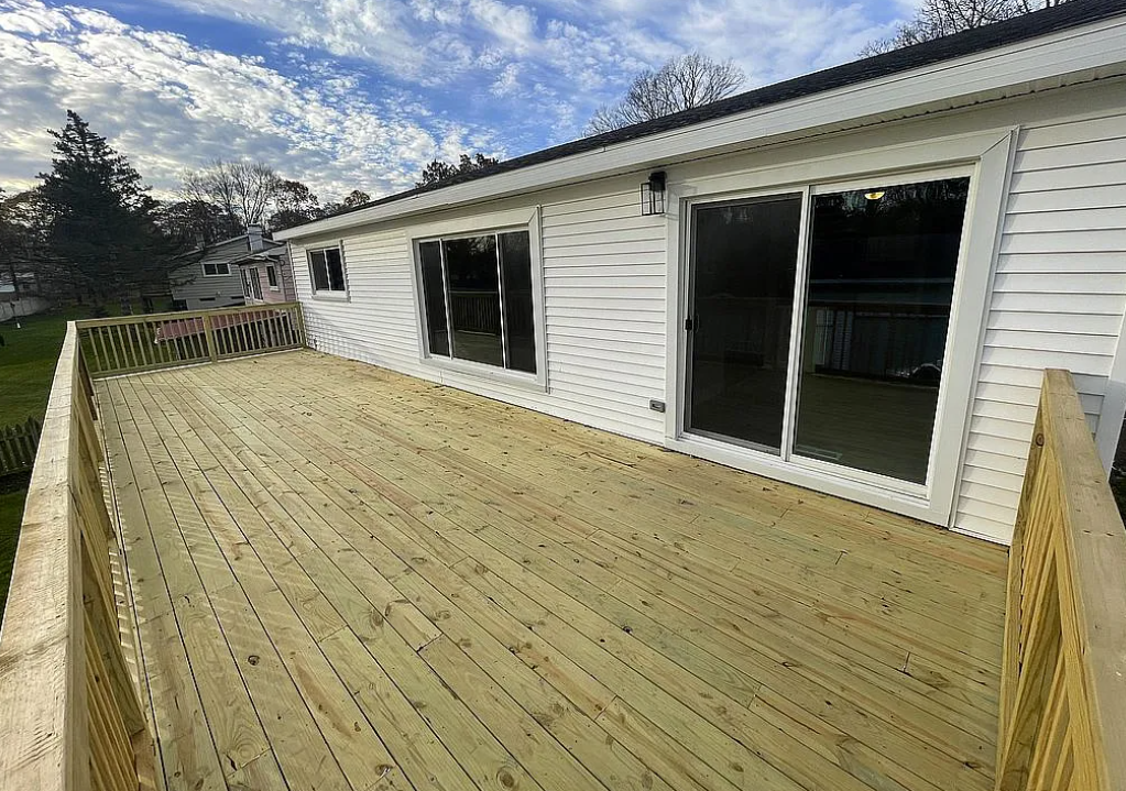 2130 Vassar Dr - Photo 6 of 13