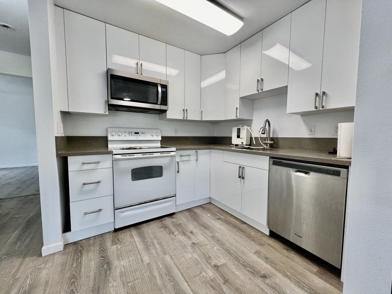 95-510 Wikao St #E101 - Photo 2 of 9