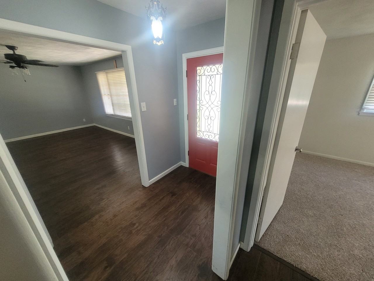 900 Westwood Dr - Photo 3 of 12