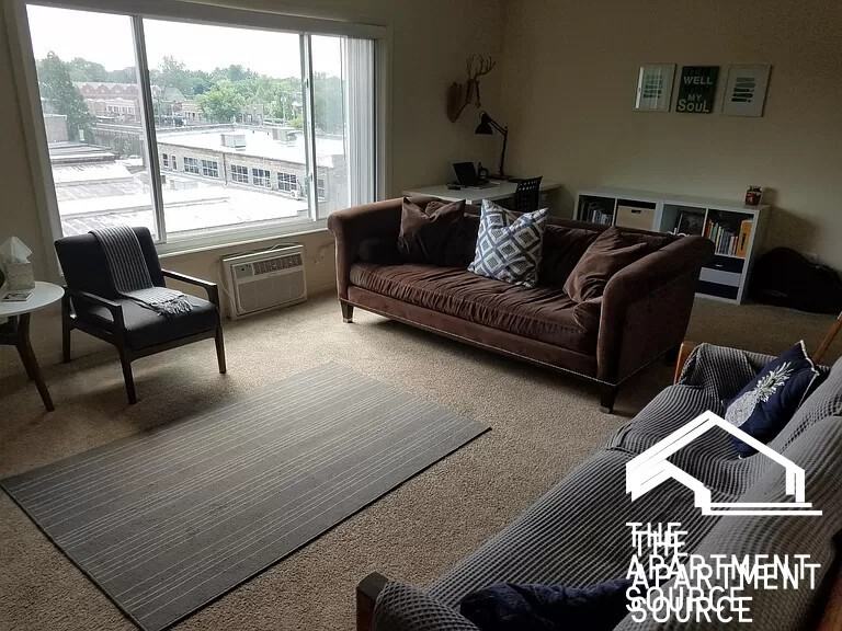 110 N Kenilworth Ave #1F - Photo 3 of 15