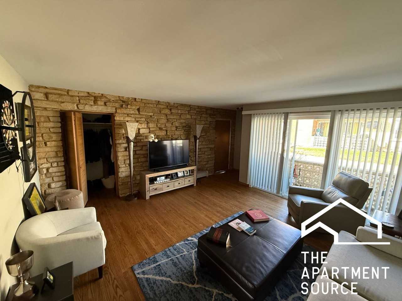 13 Scotdale Rd #3 - Photo 2 of 9