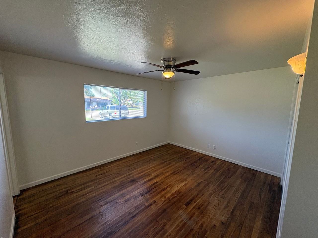 4327 W School Ave - Photo 2 of 34