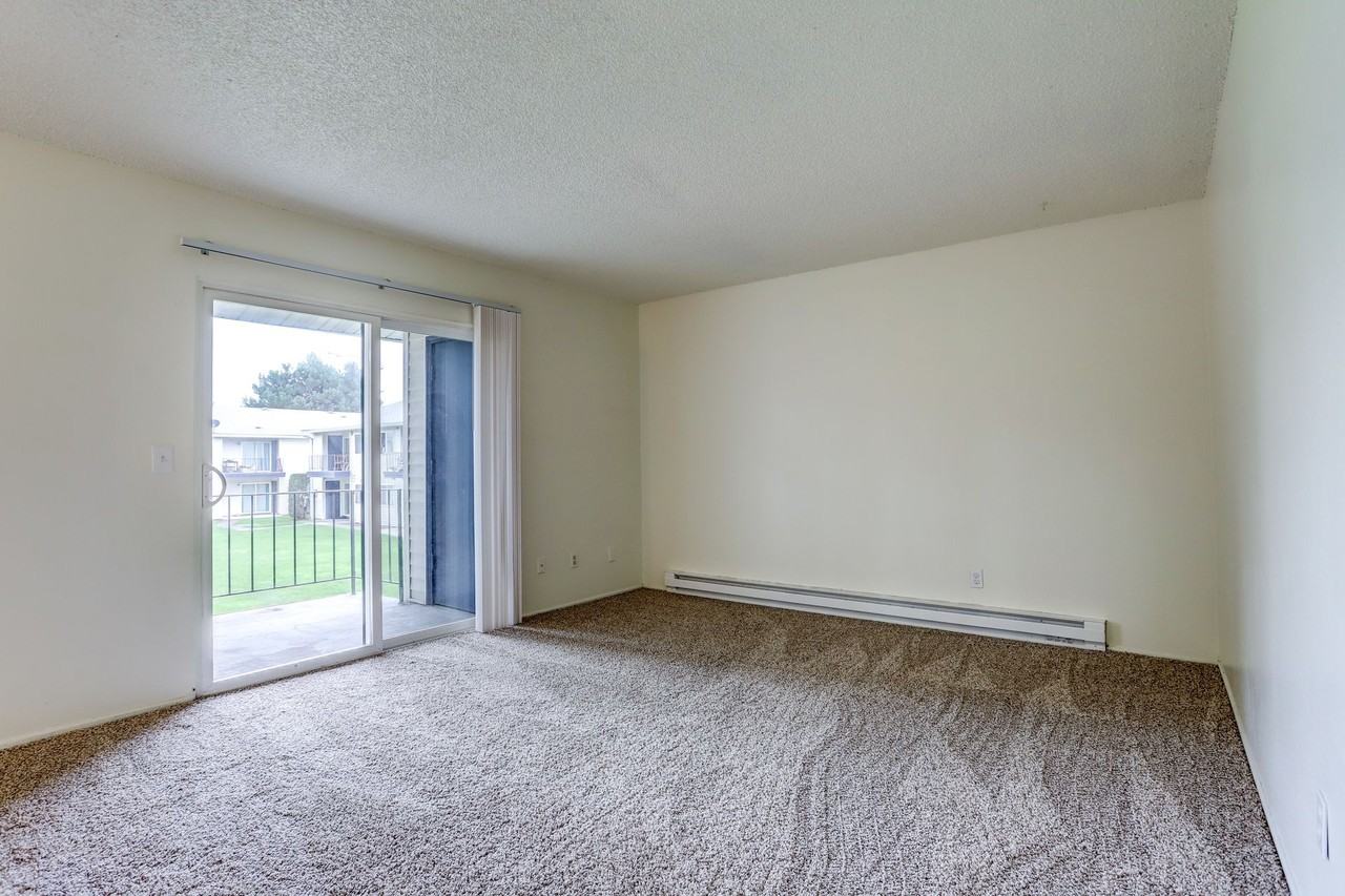 Fircrest Apartments 1159-F - Photo 3 of 13
