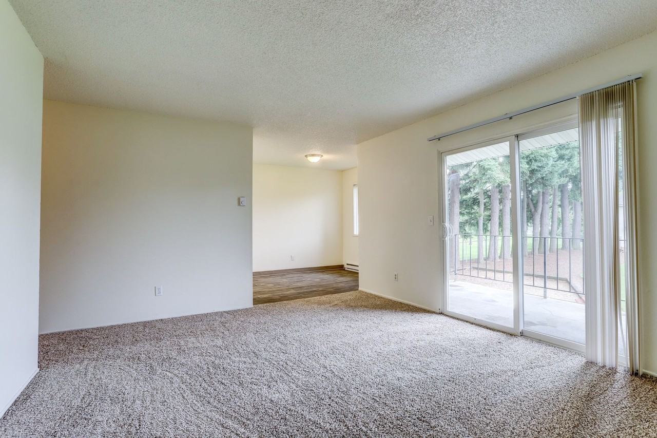 Fircrest Apartments 1159-F - Photo 4 of 13