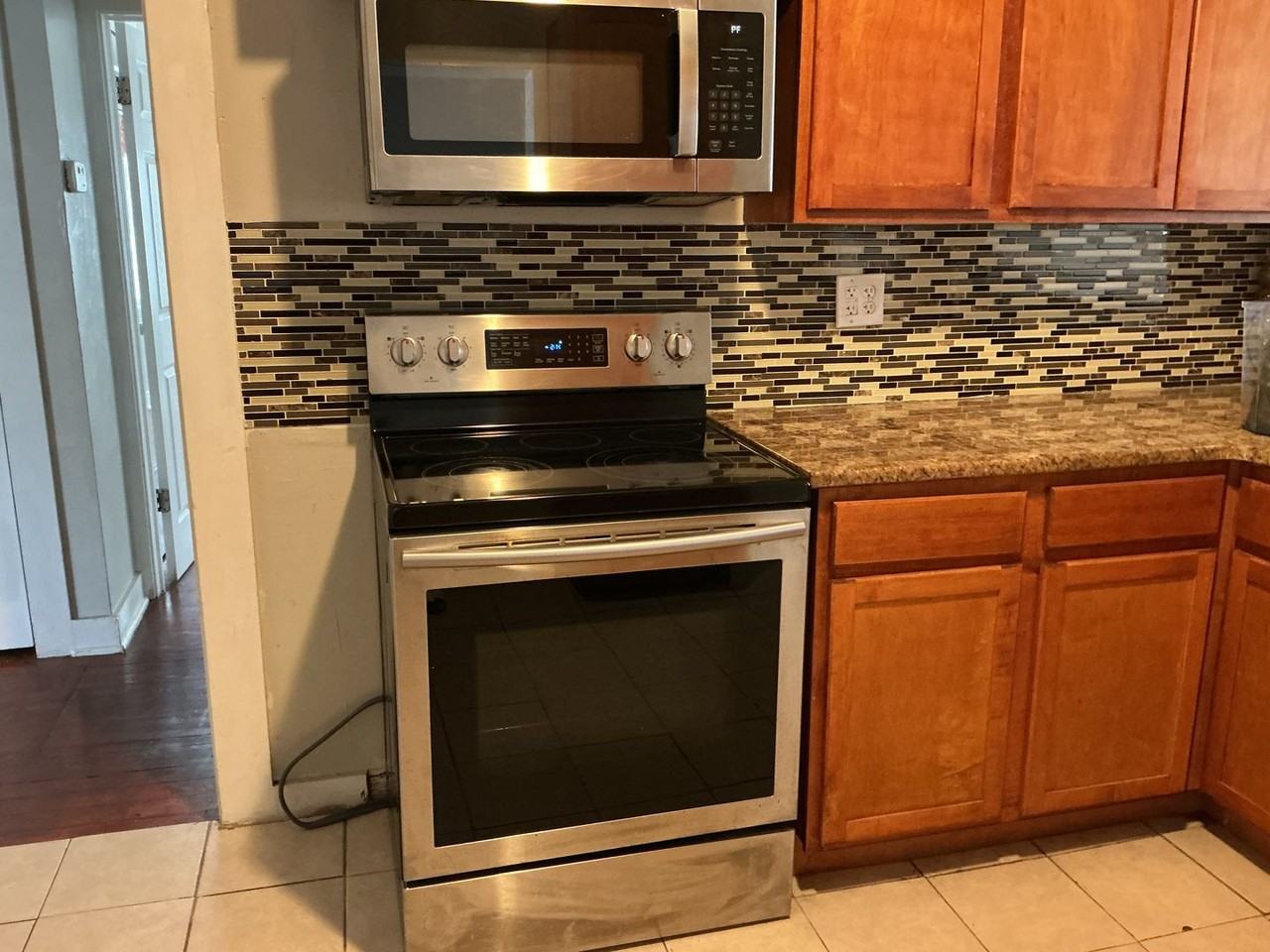 721 E Lowell St - Photo 6 of 22