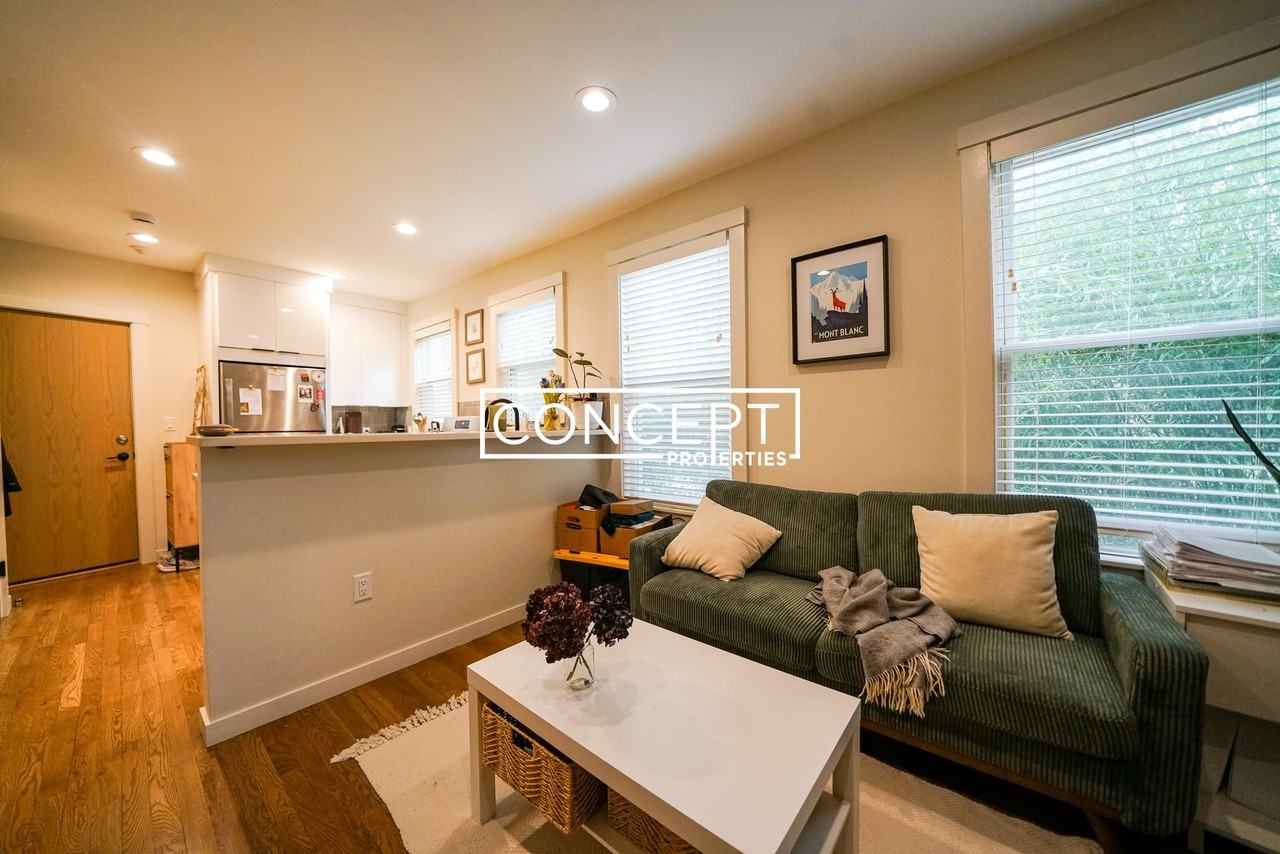 2 Belvidere Pl #1 - Photo 4 of 11