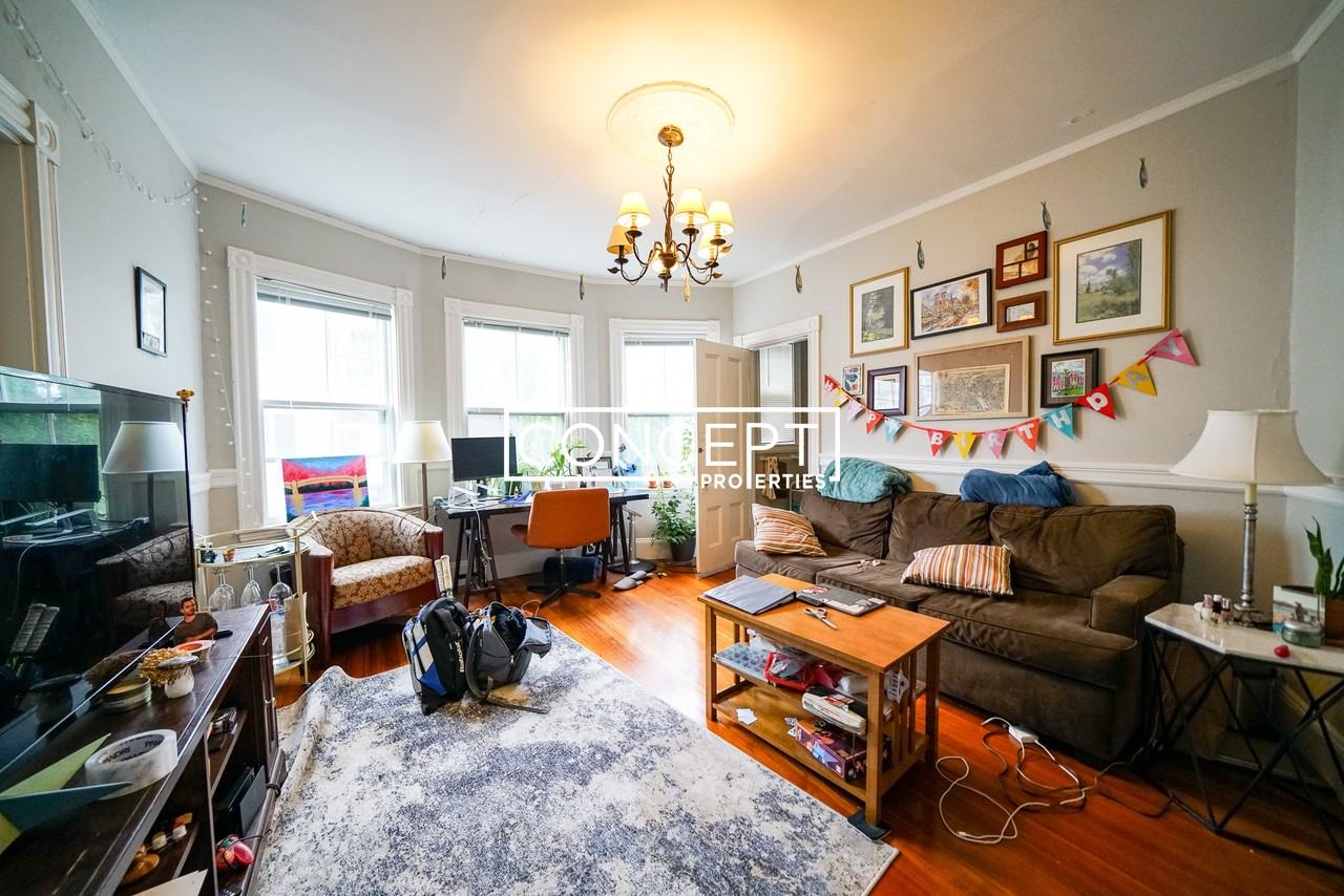 21 Sparks St #1 - Photo 3 of 21