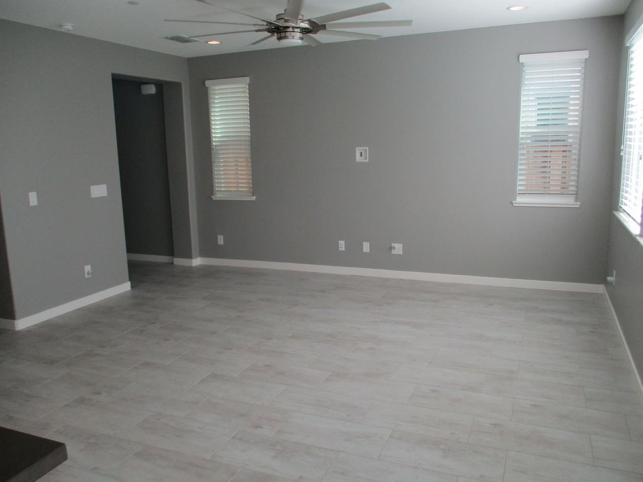 2324 Endeavor Way - Photo 4 of 18