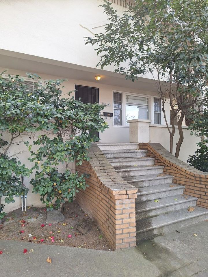 1426 U St - Photo 2 of 17