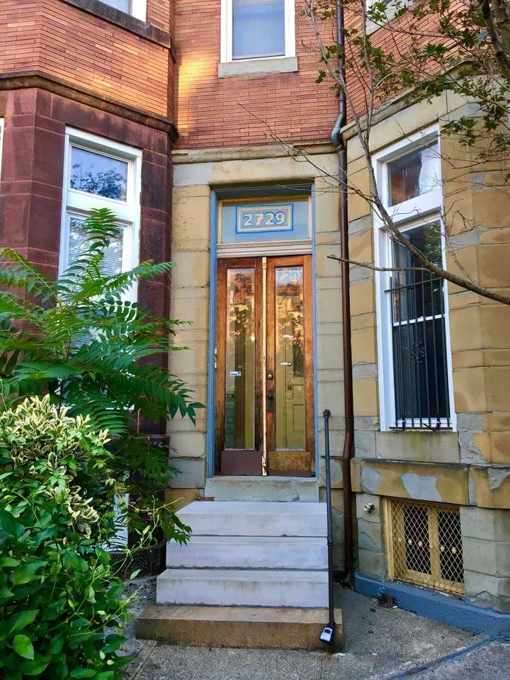 For Rent: Charming Living on St. Paul Street MD 21218 – Your Urban Retreat Awaits! - Photo 3 of 20