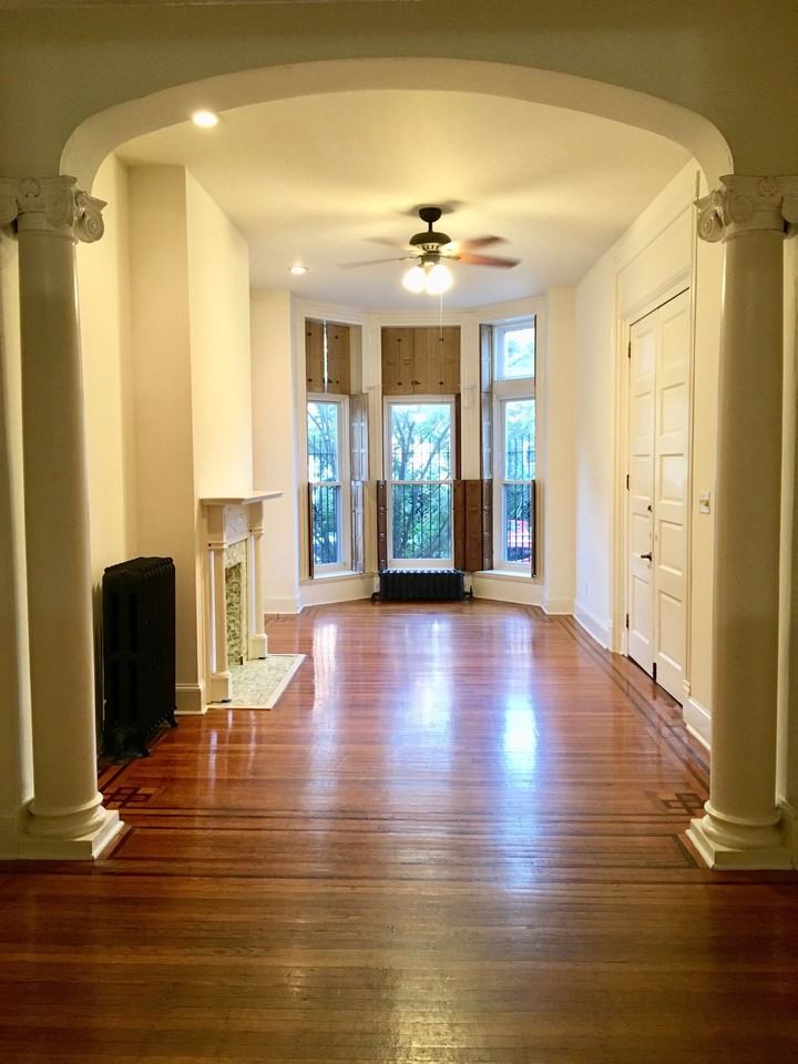 For Rent: Charming Living on St. Paul Street MD 21218 – Your Urban Retreat Awaits! - Photo 4 of 20