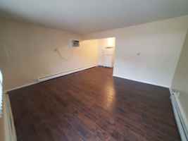 featured image of 707 E Congress Ave