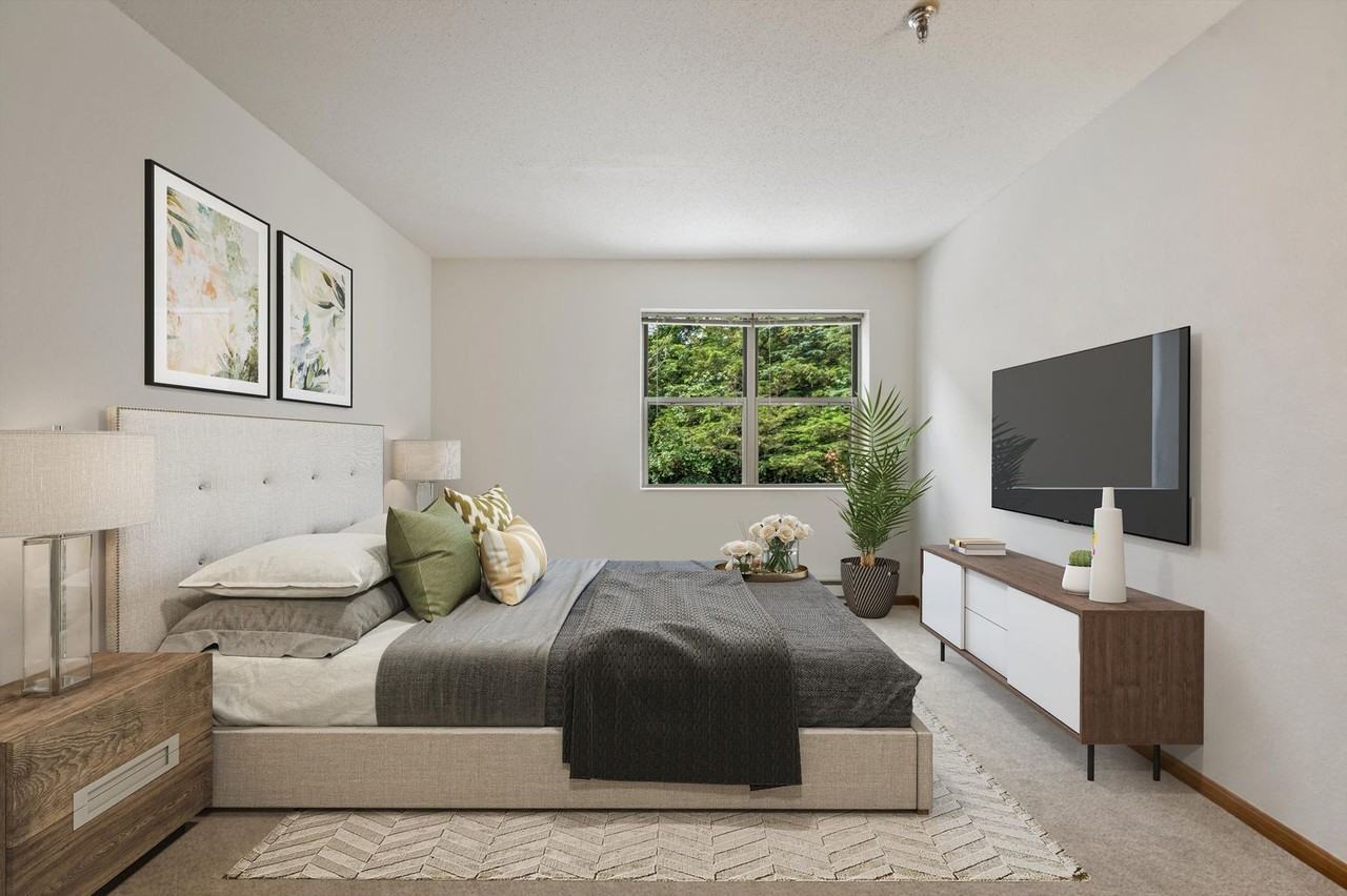Wilshire Manor Associates, LLP - Photo 4 of 32